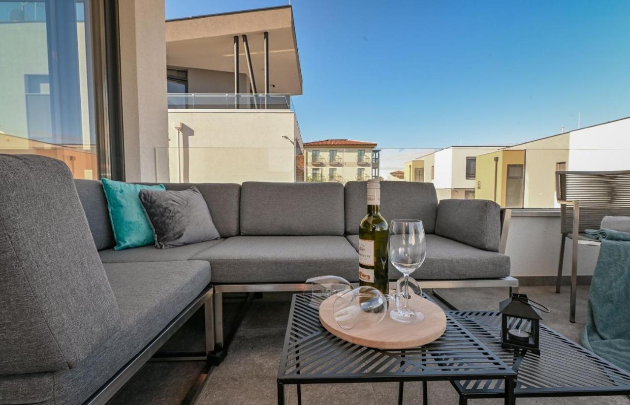 Two Bedroom Apartment Blue Sea Malinska Exterior foto
